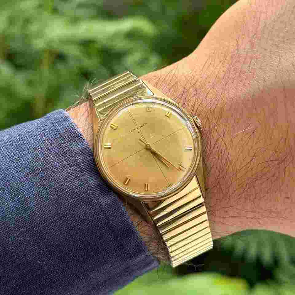 Juvenia 21 jewels vintage Calatrava style bauhaus