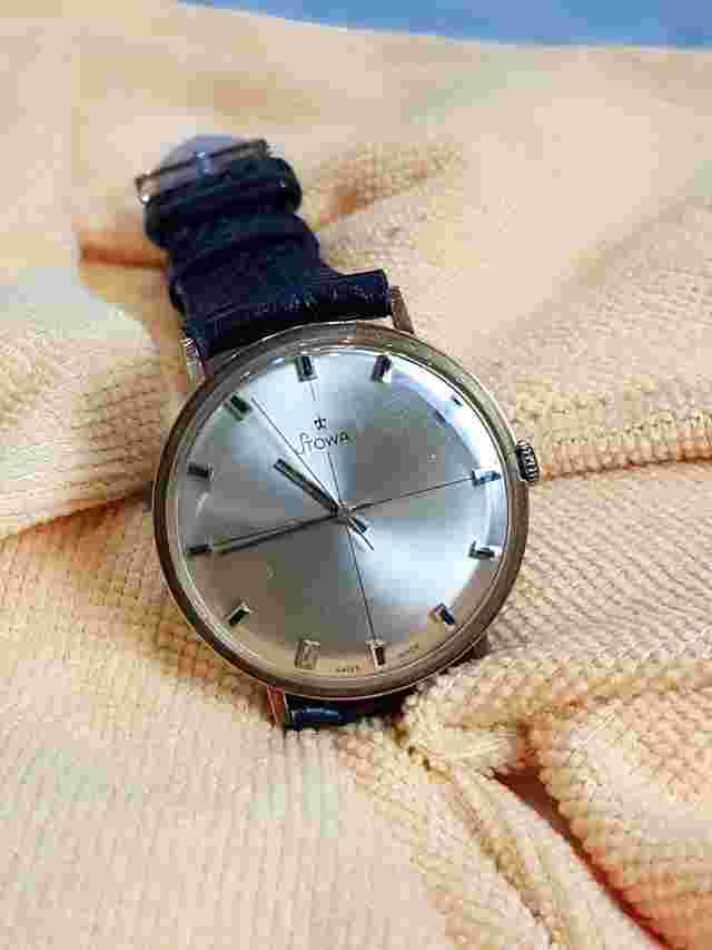Stowa Vintage 18k Gold