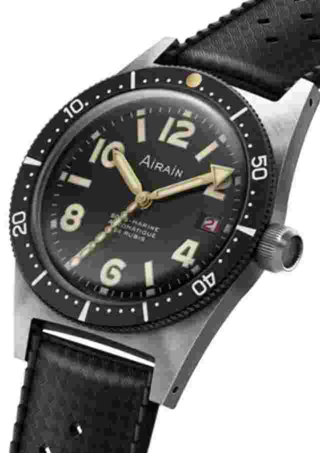 Airain Sous-Marine Re-Edition DNA Strand - Black Dial - Rubber Strap - OFFICIAL DEALER - FACTORY NEW - FULL WARRANTY 