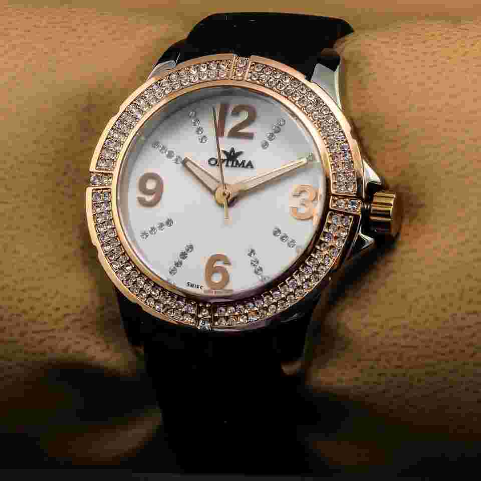 Optima Swiss Watch Relógio de quartzo suíço Optima Swiss totalmente novo.