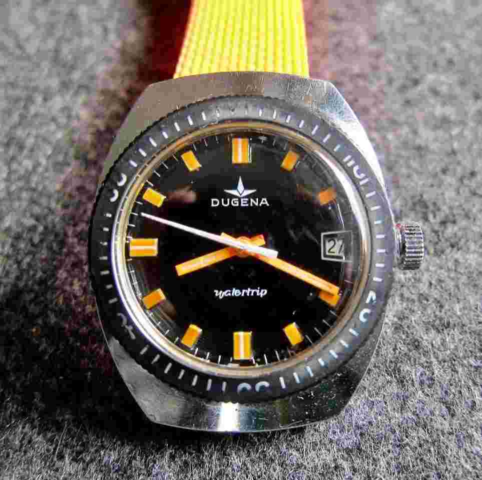 Dugena Water Trip black diver stylish vintage diver & date