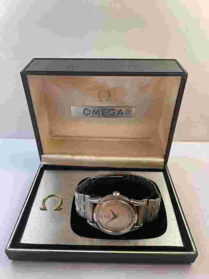 Omega Bumper Automatic Two Tone Dial Ref. 2597-1 Cal. 351 Stainless Steel Original Box Vintage