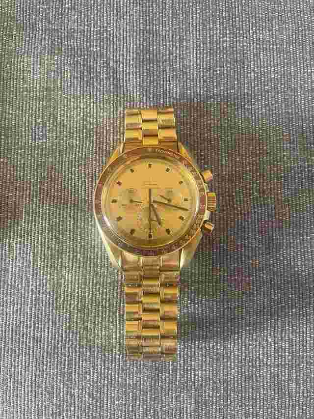 Omega Speedmaster PROFESIONAL EN ORO APOLLO XI (1969) "The first watch worn on the moon"