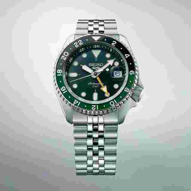 Seiko 5 Sports GMT SSK035K1 Automatic Green Dial Jubilee Stainless Steel Watch 