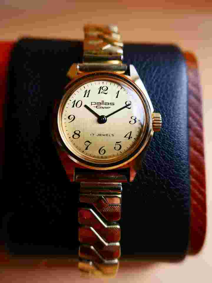 Pallas Classik with Box