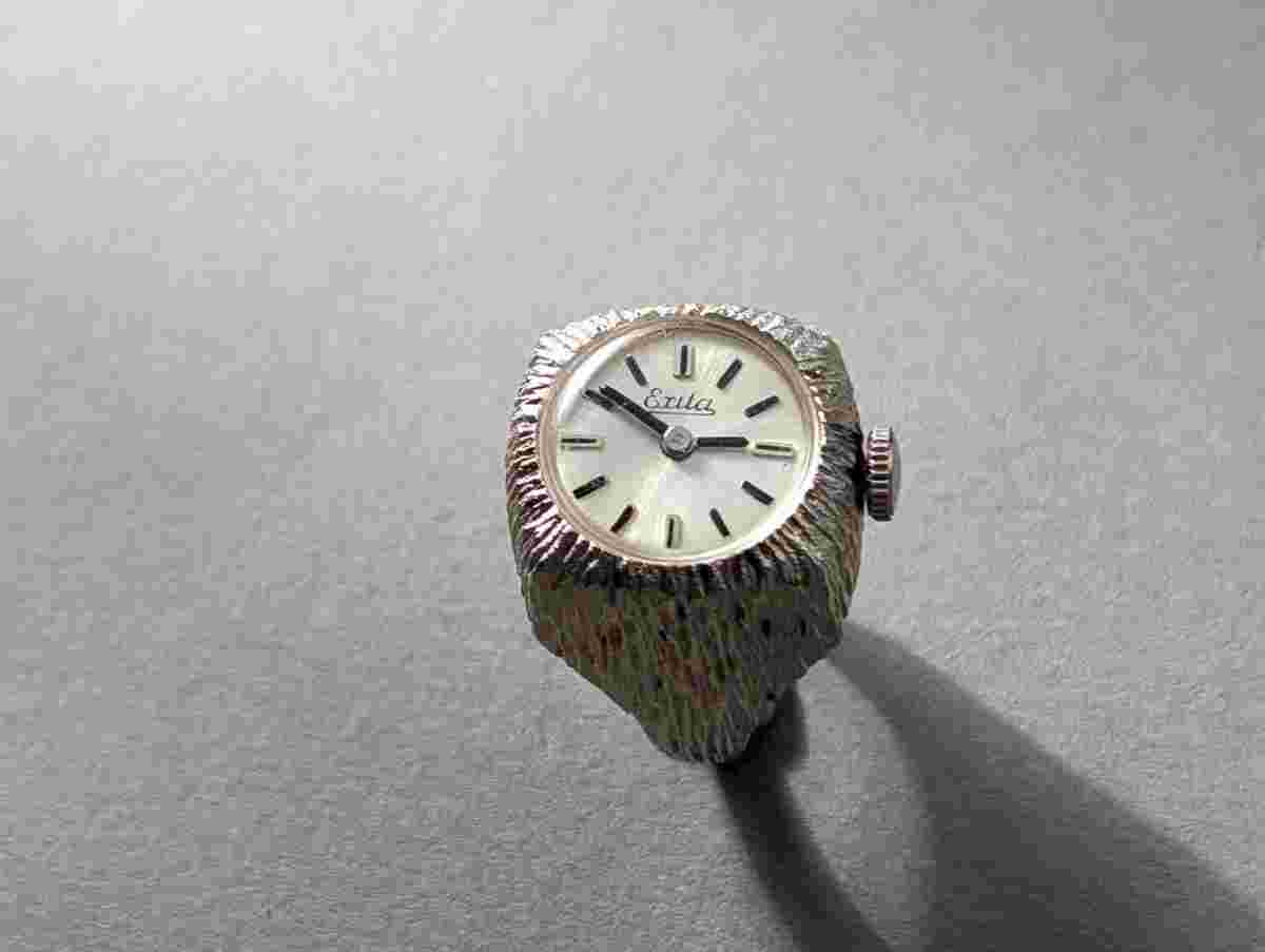 Exita Ring Watch Silver Bark Finish Manual Movement