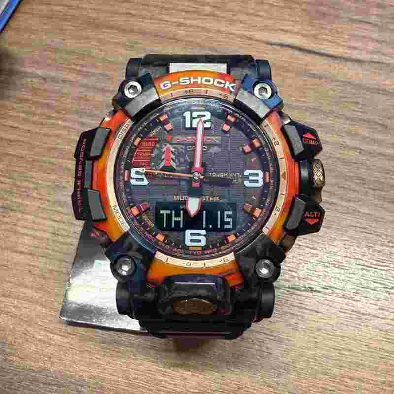 Casio G-SHOCK 40th Anniversary Flare Red Tough Solar Limited Edition MUDMASTER 