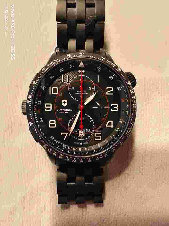 Victorinox Swiss Army AirBoss Mach 9 Black