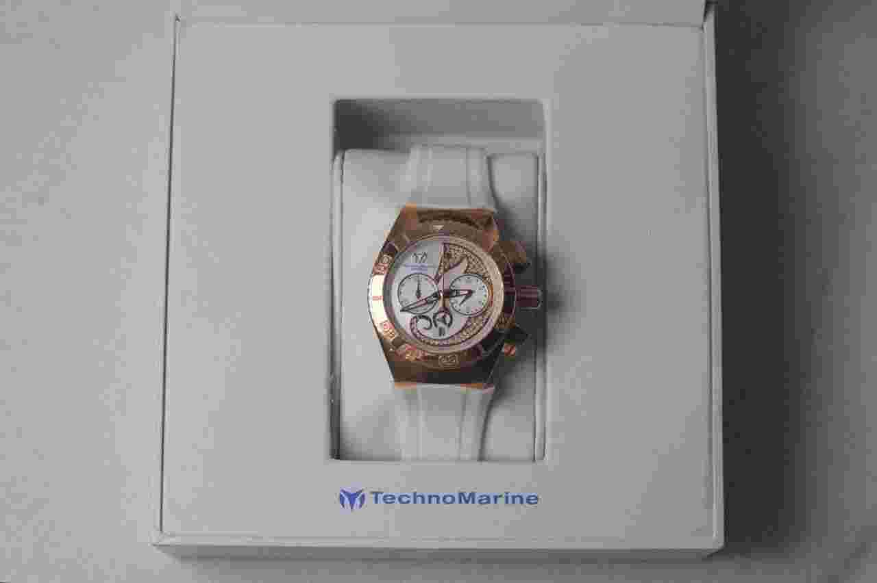 Technomarine Cruise Dream Reloj de mujer con decoración de diamantes. Caja original.