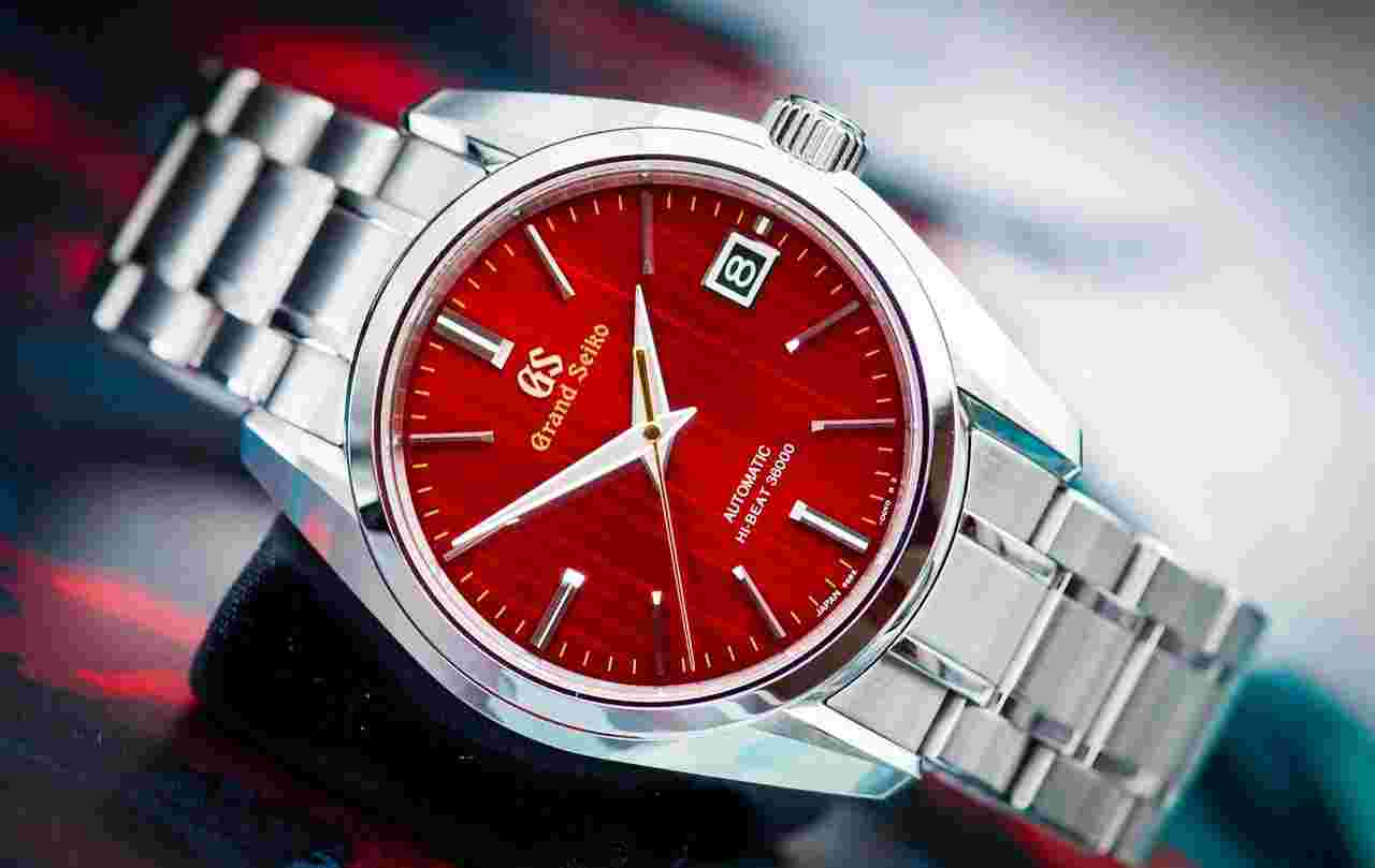Grand Seiko Heritage Collection “Momiji” | Hi-Beat 36000 Seasons Collection Ref. SBGH269 | 40mm Stainless Steel | Full Set | Red Dial
