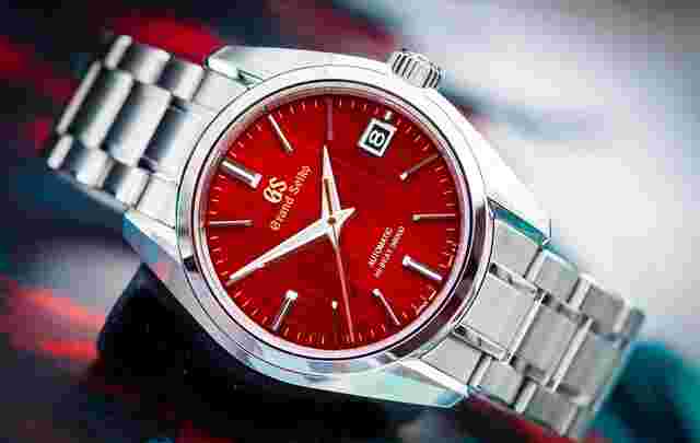 Grand Seiko Heritage Collection “Momiji” | Hi-Beat 36000 Seasons Collection Ref. SBGH269 | 40mm Stainless Steel | Full Set | Red Dial
