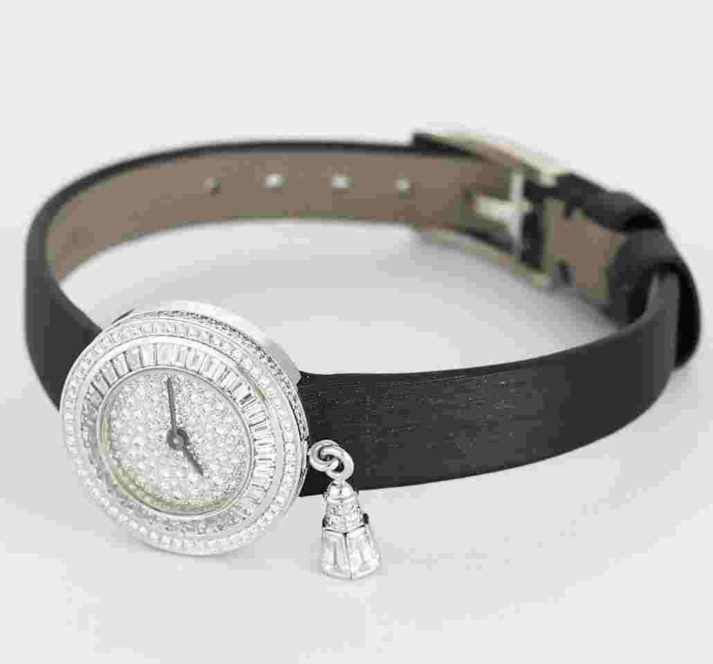 Van Cleef & Arpels Charms sweet full diamants Montre Sweet Charms full diamants Van Cleef & Arpels