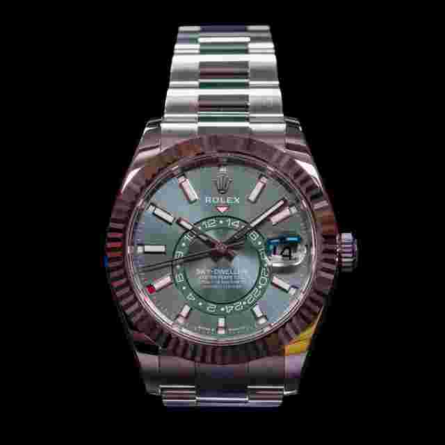 Rolex Sky-Dweller In Stock 2025 Green Dial Fluted White Gold Bezel Full Set