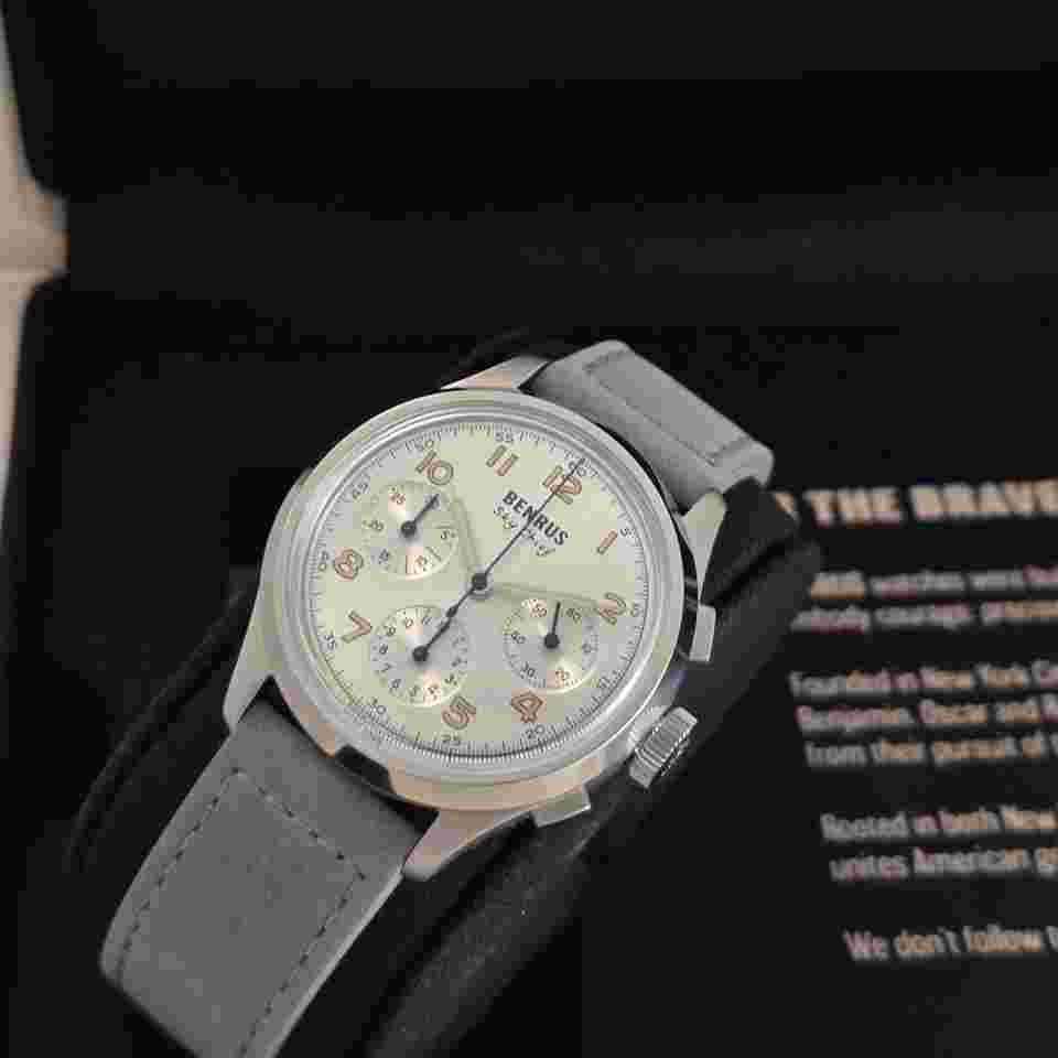 Benrus Sky Chief 36mm Watch Ref. SKY-SS-W-036-01 Full set ( unworn watch , box , warranty card )