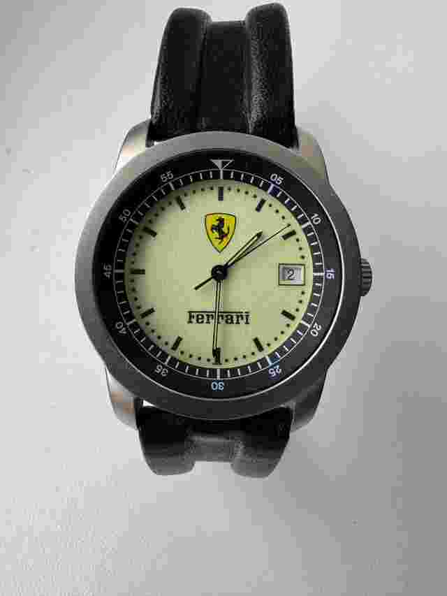 Cartier - Ferrari Indy Indy Damen Uhr Titan FERRARI FORMULA Quartz CARTIER DESIGN Damen Uhr 34mm Titan 