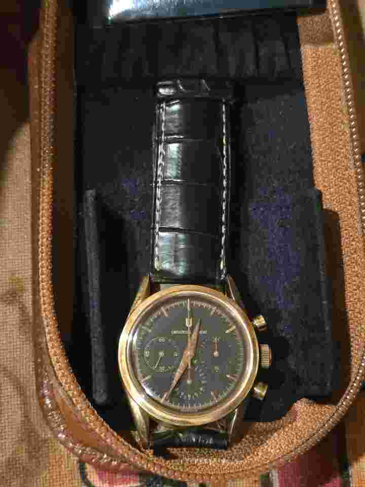 Universal Genève Compax Chronograph