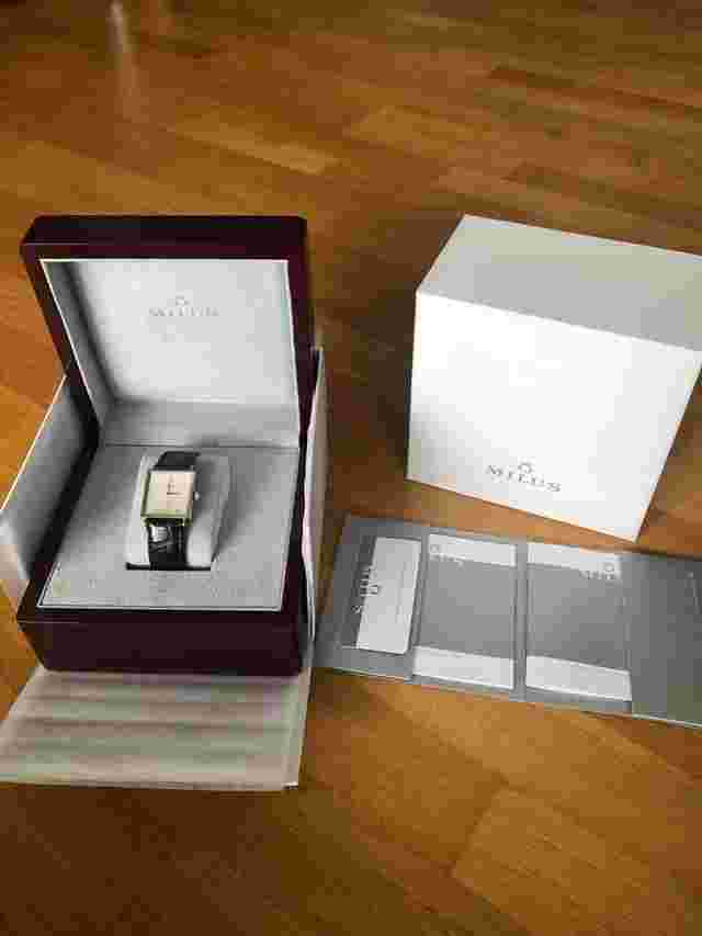 Milus Aurigos Armbanduhr mit Sichtwerk handaufzug 