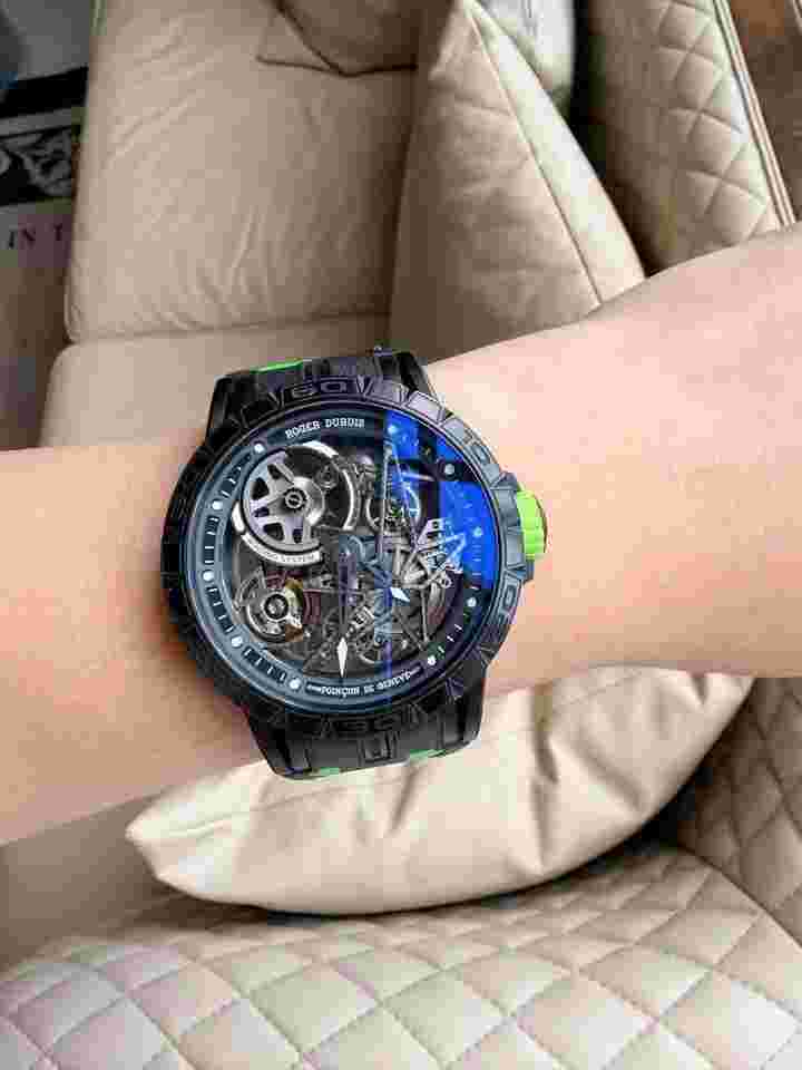 Roger Dubuis Excalibur Spider Pirelli