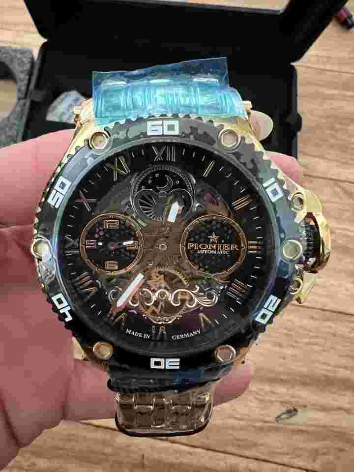 Pionier Florida Skeleton Pionier Florida Skeleton – BRAND NEW – UNWORN – Full Factory 