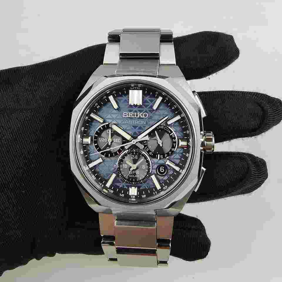 Seiko Astron GPS Solar analog eco drive solar radio GPS World time titanium strap stopwatch HAB001J/HAB001
