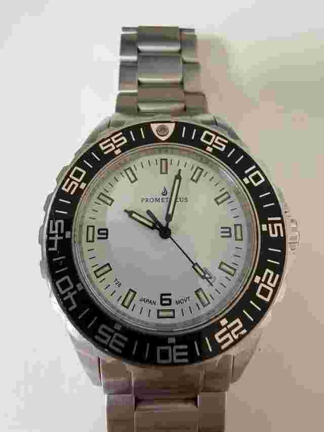 prometheus JellyFish Tritium Diver As good as new Prometheus watch - Limited edition 