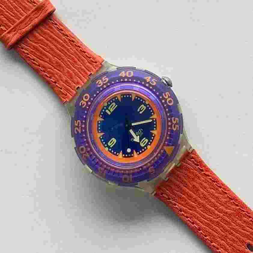 Scuba 200 "Ventage" "Red Island" SDK106 (1992) Orange Leather strap Official Scuba collection "Fall-Winter 1992/1993" (3 modelle