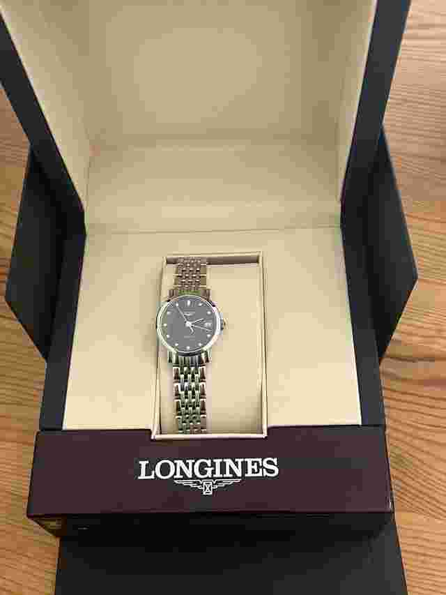 Longines Elegant Collection Damenuhr The Longines Elegant Collection Saphirglas Automatikwerk Zifferblatt schwarz 12 Diamanten 