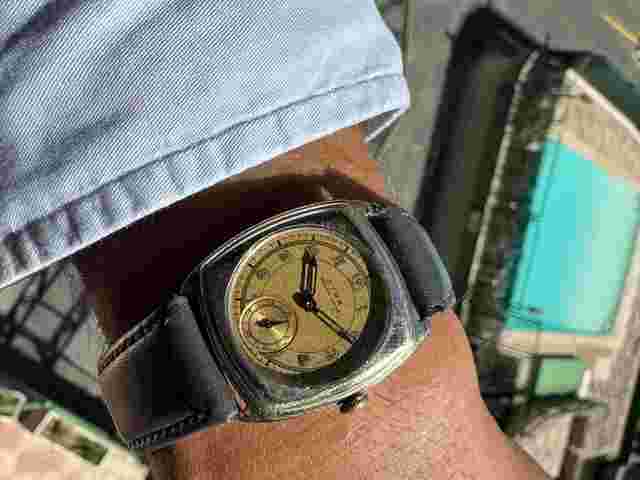 Cyma vintage cushion two tone dial - Handley Australian case. extra straps. FREE SHIPPING INCLUDED anywhere in the world.