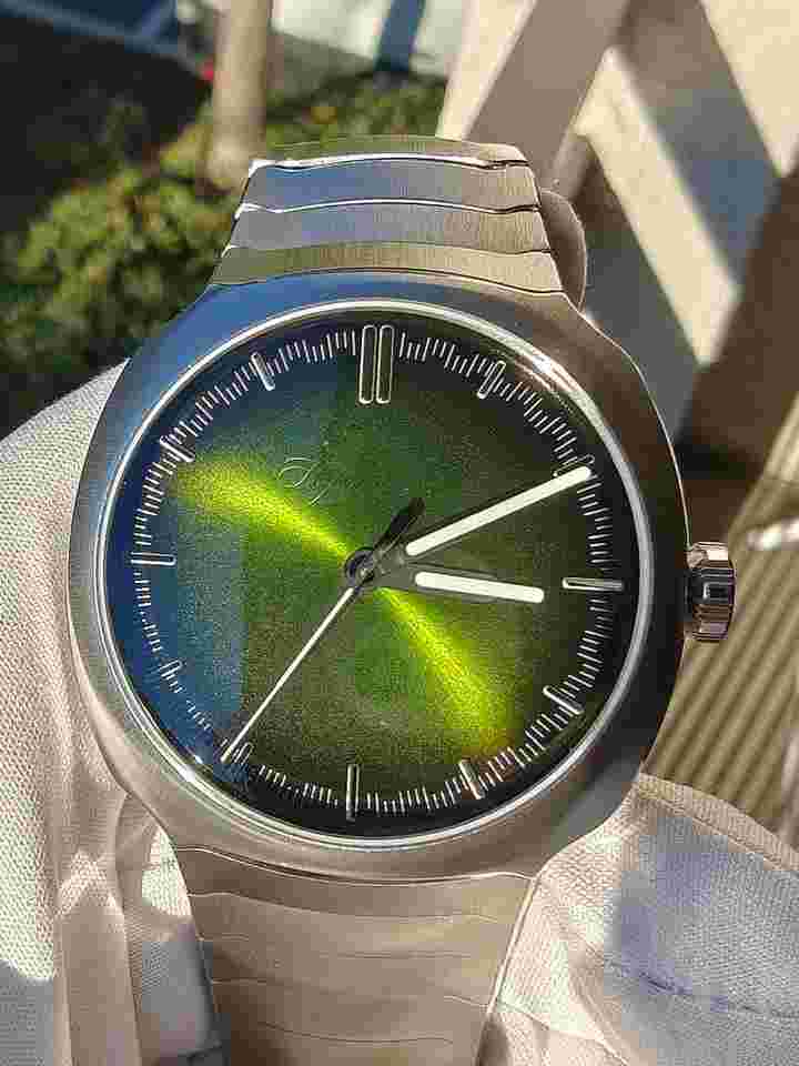 H.Moser & Cie. Streamliner Centre Seconds Matrix Green New version/Hidden Logo/New movement