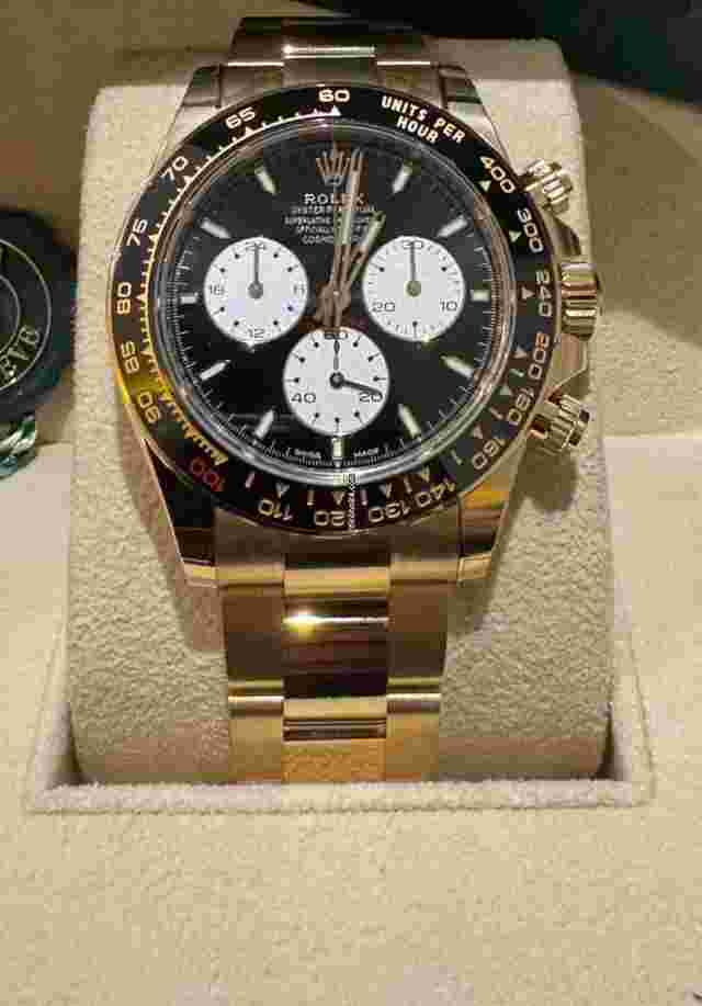 Rolex Daytona
                           
                                 Le Mans Daytona