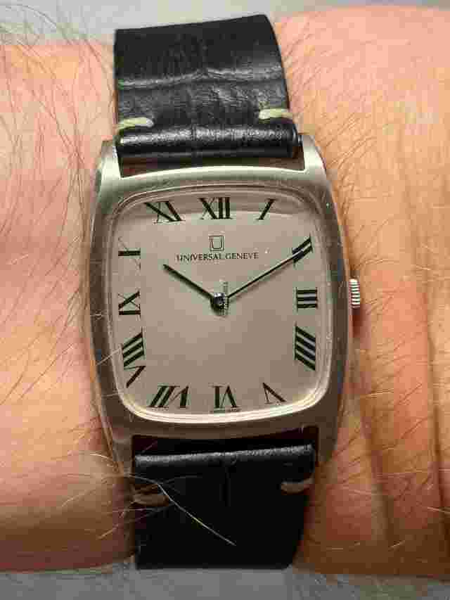 Universal Genève
                           
                                 Tank Mechanical 842114 Cal 1-42 Vintage Circa 1967 Serviced | Polished