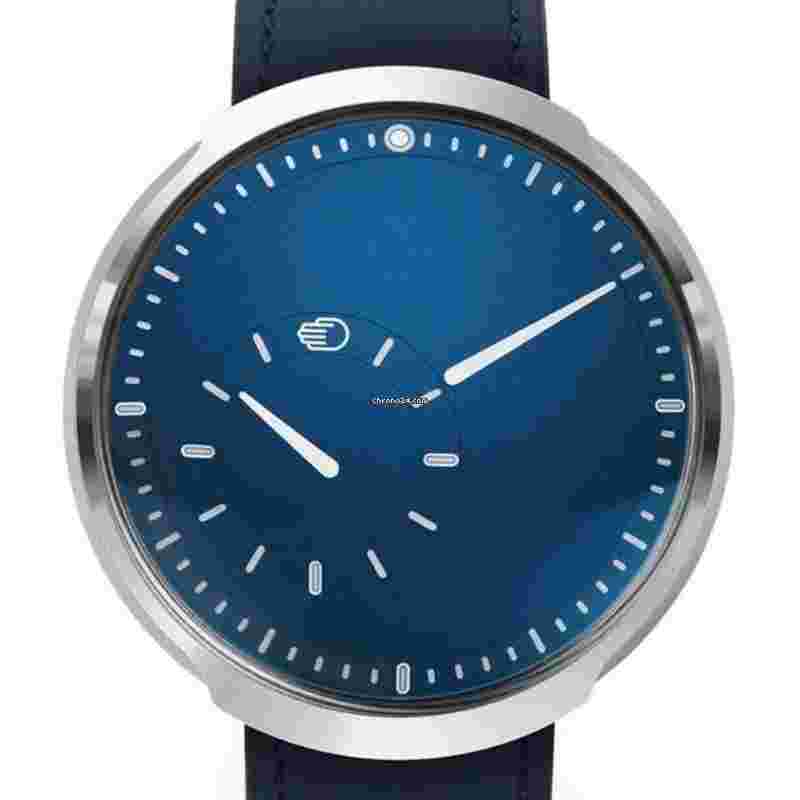 Ressence
Type 8 Titanium Colbalt Blue 42mm 8-1C