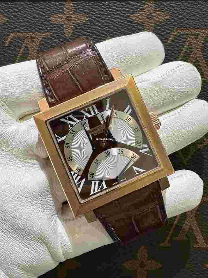 Pierre Kunz
                           
                                 Triple Retrograde Gold Automatic