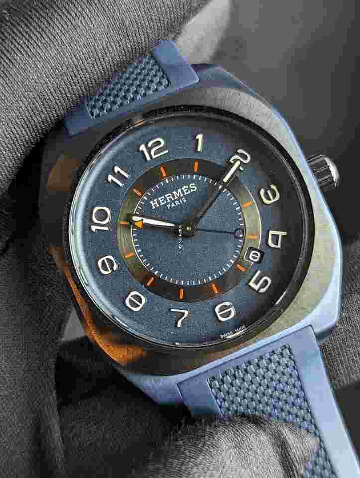 Hermès
H08