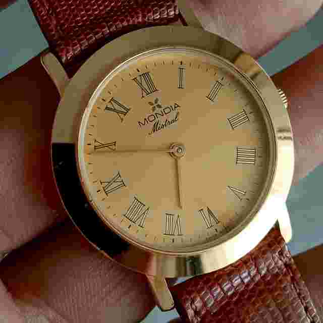 Mondia Zenith Mistral Gold Plated YG Manual Winding Vintage 85s NOS Unisex Champagne dial with Roman numerals
