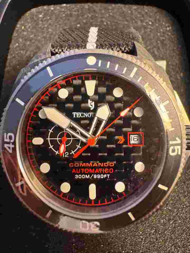 Tecnotempo COMMANDO “COMMANDO”Forged Carbon & Titanium - Automatic