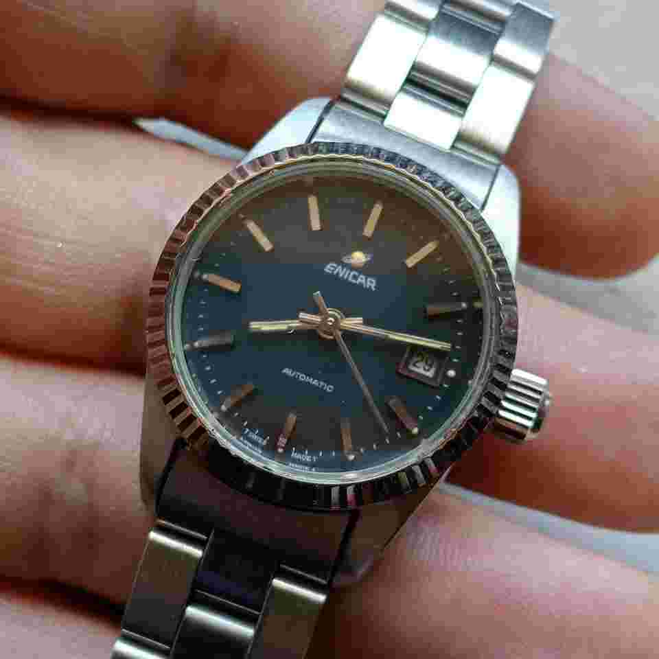 Enicar Lady all Steel Automatic Date - Rare watch in NOS condition. Stunning Black Slate Dial with Applied Indexes and Tritium
