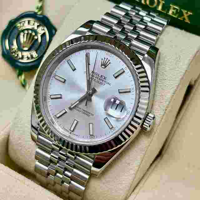 Rolex Datejust 41
                           
                                 41MM 126334 Silver Dial Jubilee Bracelet + Box