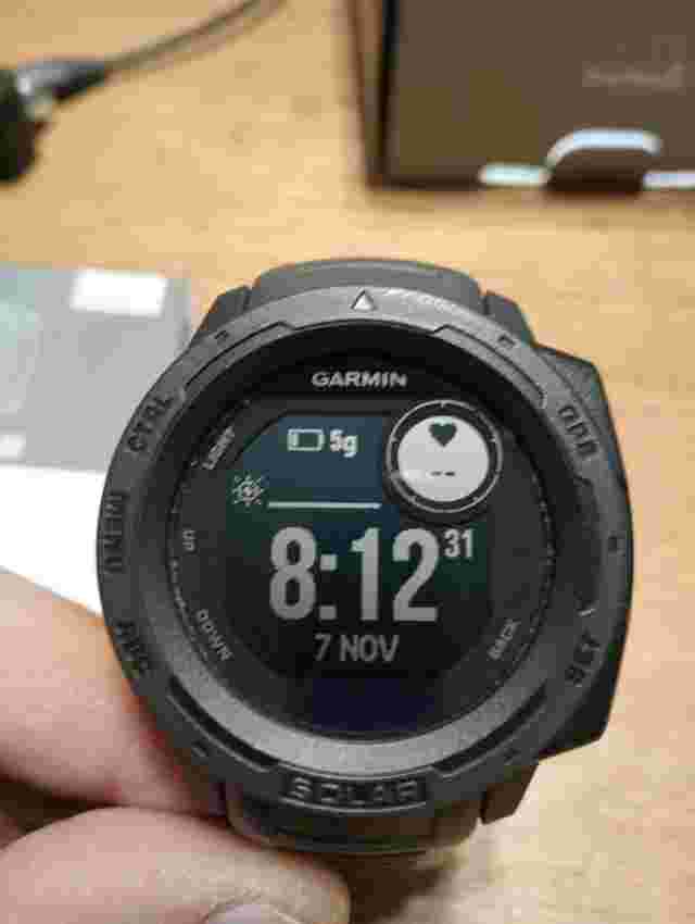 Garmin Instinct 2 Graphite Smartwatch full set,indossato pochissimo,come nuovo