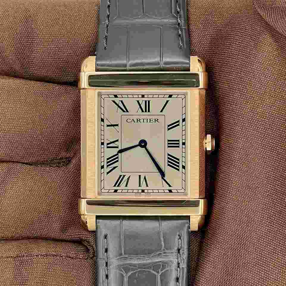 Cartier Tank
2022 NEW Limited Edition RG Tank Chinoise WGTA0075