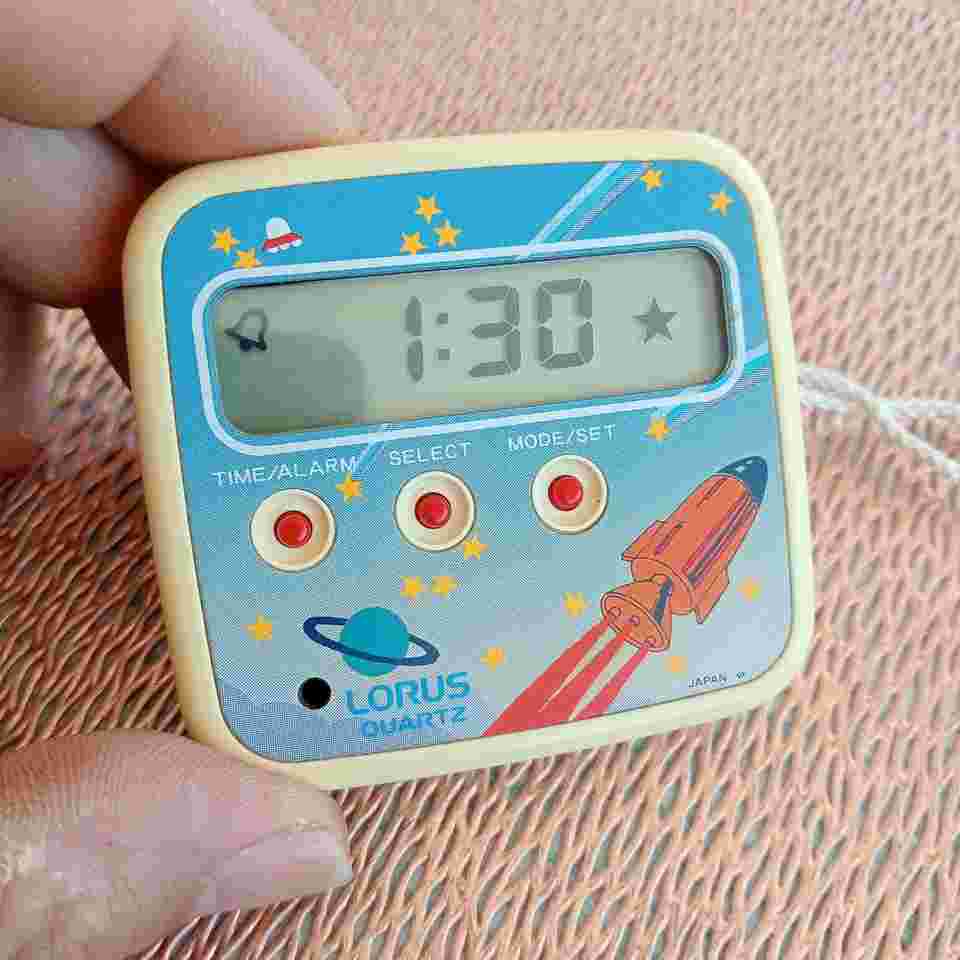 Lorus Quartz Vintage Space-themed digital alarm clock '90 Never used New Old Stock - by Seiko