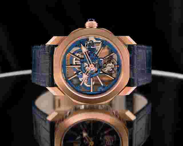 Bulgari Octo
                           
                                 Roma Tourbillon Saphire 44mm