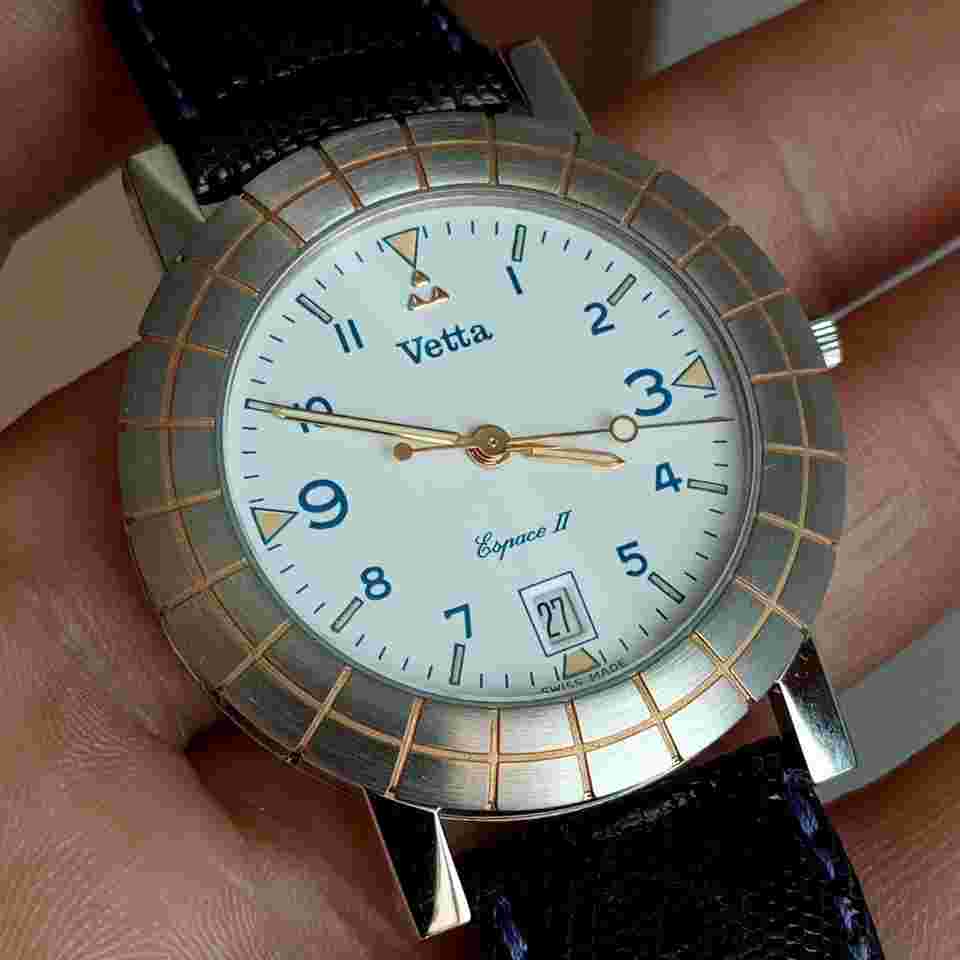 Vetta Quartz Espace II. Steel case Champagne Dial - 3ATM Vintage 85 NOS Very Nice Beautiful white dial with light blue graphics and Tritium
