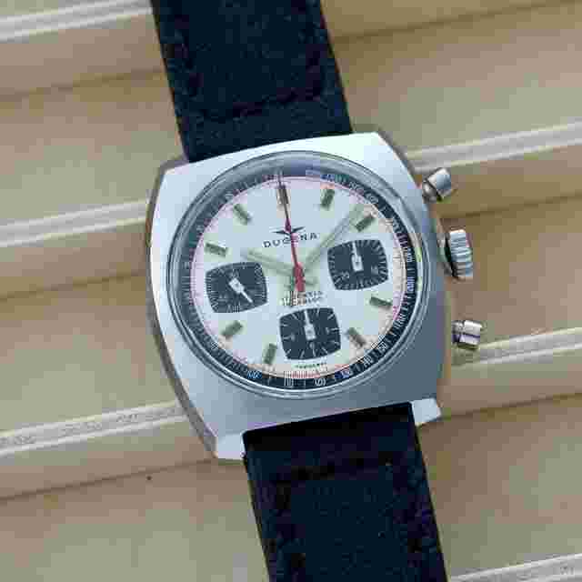 Dugena
                           
                                 Tri-Compax Chronograph ‚Panda‘ cal.7736