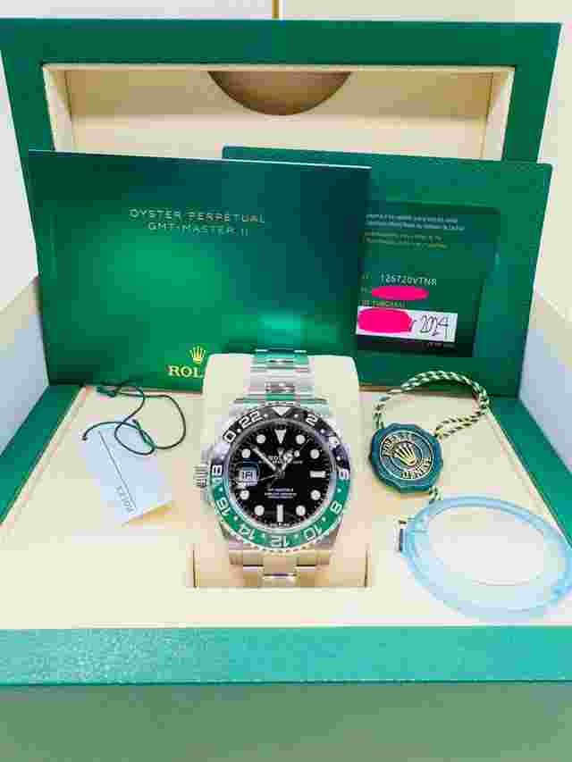 Rolex GMT-Master II
                           
                                 2024 FULL SET BOTH TAGS BEZEL PROTECTOR CLASP FULL FACTORY STICKERS