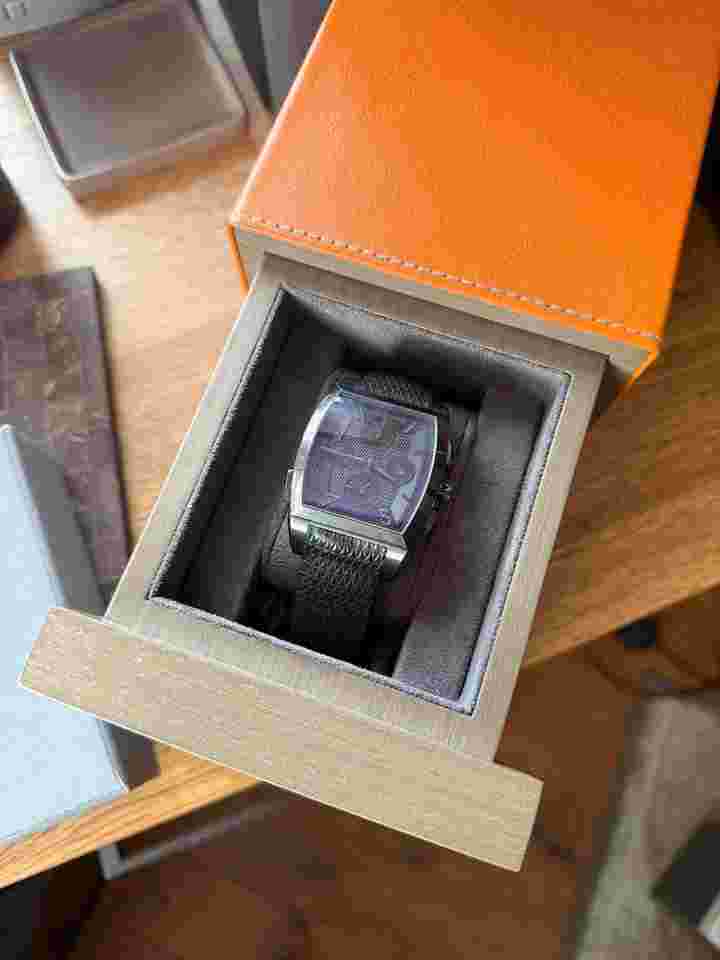 Villemont Aston T Night Hawk Full box