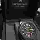 Victorinox Swiss Army
                           
                                 I.N.O.X Carbon
