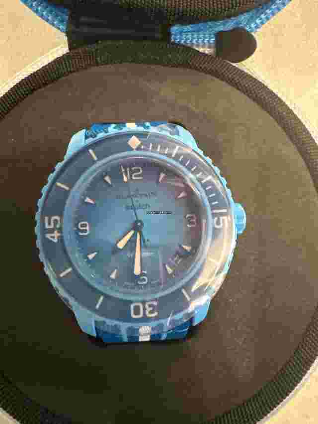 Swatch Scuba Fifty Fathoms
                           
                                 X Blancpain Scuba Fifty Fathoms BLUE LAGOON SO35L400