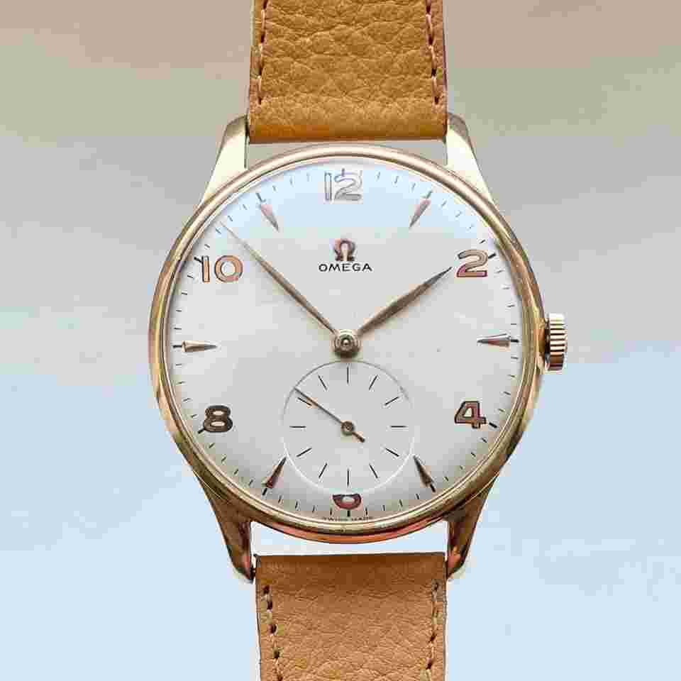 Omega Classic
                           
                                 Vintage Jumbo 38mm - 18k Rose Gold - 1947