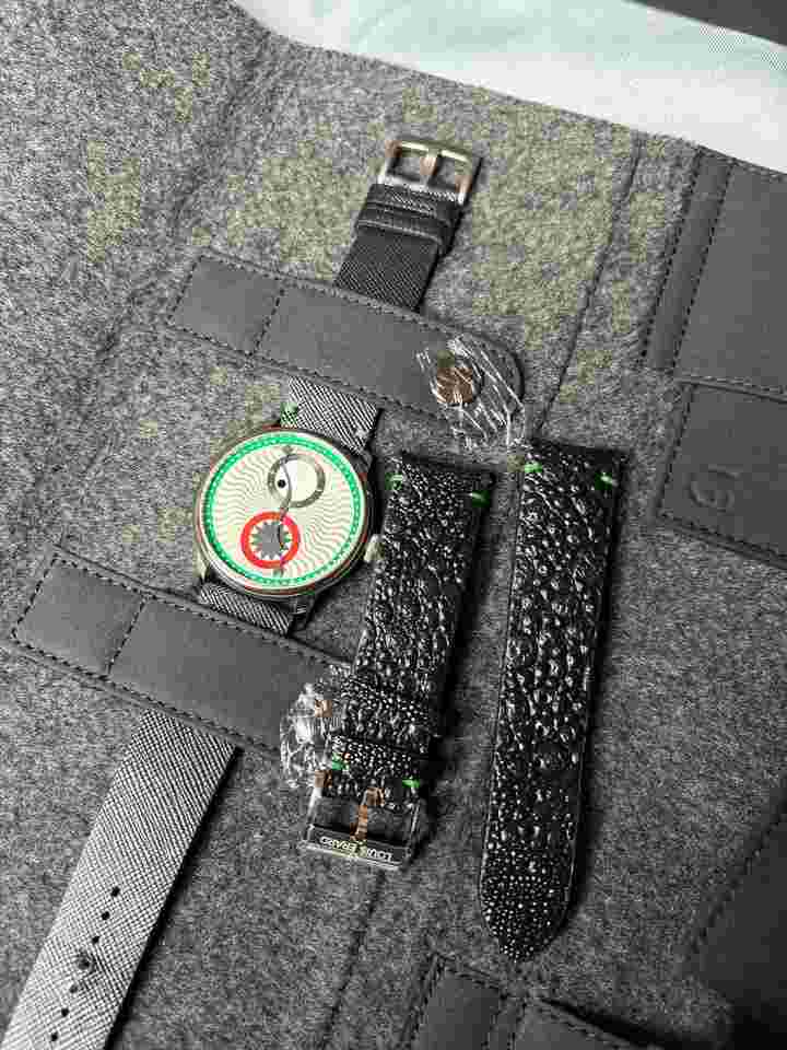 Louis Erard X Konstantin Chaykin Le Régulateur Limited Edition 178 pezzi. NOS nuovo. Full set.